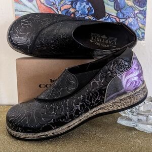 L'Artiste Slip-on casuals